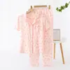 Atacado Dropshipping Gola Estampa de Morango Manga Curta Calça Longa Algodão Puro Crepe Pijama Feminino Confortável Pode Ser Usado Fora Pijama
