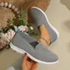 Novos Sapatos de Tecido Fly com Bico Baixo para Primavera e Verão, Sapatos Leves e Confortáveis para Pessoas de Meia-Idade e Idosos, Sapatos Planos Respiráveis, Sapatos de Calçar