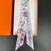 Pañuelo de Seda Twill de Hangzhou Pequeño Largo Nueva Letra Moda Combinable Banda para el Cabello Pañuelo Estilo Occidental Decorativo Combinación Camisa