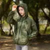Ropa de Protección Solar Nueva de Verano 2025 Estilo Pareja Ropa para la Piel Chaqueta Deportiva Transpirable con Capucha Chaqueta de Montañismo para Exteriores para Hombre