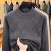 Suéter de lana de fabricante directo para hombre, tejido grueso jacquard de cuello medio alto para invierno, suéter cálido para padres de mediana edad y mayores