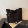 Bolsa de lona de veludo feminina 2025 nova bolsa tote de grande capacidade para todos os tipos de mulheres bolsa tote de ombro para estudantes