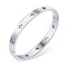 Pulsera de hebilla de acero de titanio hueca de estrella de cinco puntas francesa caliente transfronteriza Pulsera Joker fabricantes de joyería venta directa al por mayor