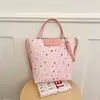 Otoño 2026 Nuevo Estilo Ins Bolso Versátil de Estrella Bolso de Compras de Moda de Gran Capacidad Bolsos para Mujer de Nicho al por Mayor