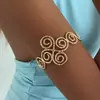 Pulsera de Brazo Retro Étnica Transfronteriza Europea y Americana con Patrón Espiral Hueco, Pulsera de Anillo Abierto Geométrico de Metal de Moda