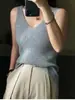 Camisola de punto con cuello en V para mujer de primavera y otoño, diseño escotado, acento en la clavícula, adecuada para usar en capas, elástica, sin mangas, top básico