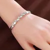 Pulseras Geométricas de Triángulo Incrustadas con Circonita de Venta Caliente Transfronteriza Europea y Americana para Mujeres, Pulseras de Gama Alta y Exquisitas, Venta Directa de Fabricantes