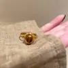 Anillo Geométrico Abierto Irregular de Piedra Ojo de Tigre Moda Retro Índice Maillard Anillo de Dedo Joyería de Nicho de Alta Gama para Mujeres