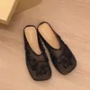 Zapatillas de Malla Transpirables con Bordado de Perlas, Punta Cerrada, para Mujer 2026 Nuevo Estilo Verano Estilo Chino Versátiles Planas