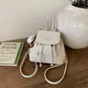 Mochila Pequena Estilo Coreano Nova Outono e Inverno 2025 Design de Nicho Mini Mochila Escolar Moda Feminina Mais Fácil de Combinar Mochila Casual