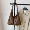 Bolsa Tote de Ombro/Axila Casual de Grande Capacidade para o Inverno 2025, Nova Moda, Cor Sólida, Textura Simples, para Mulheres