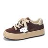 Tênis de Plataforma Feminino com Estrela Solado Grosso Sapatos Brancos Novo Outono 2024 Tênis de Estudante Leve Versátil Casual 6595