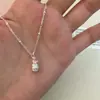 Luz colgante de corazón geométrico dulce rosa palo cadena de clavícula de circón de lujo versátil exquisita Saturno diseño de nicho collar