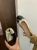 Sapatos de balé prateados de estilo vintage de nicho para a noite, novo modelo 2026, sapatos rasos de sola macia, sapatos Mary Jane de fada delicados