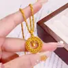 Transmissão ao vivo fonte método antigo areia ouro filigrana oca pingente feminino luxo leve conta da sorte corrente clavícula colar de moda