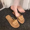 Chanclas de Moda Lindas con Forma de Oso para Mujer, Nuevo Modelo Verano 2026, Sandalias de Tira Antideslizantes para Uso en Exteriores