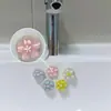 Flor Fofa Tampa de Furo de Ladrão de Pia Lavatório Tampa de Vedação Lateral para Vazamento Acessórios Domésticos Coisa Boa para Casa