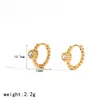 Brinco Feminino Fivela de Aço Titânio com Strass Flor da Cidade Elegante Luxo Leve Toque de Alto Padrão Aço Inoxidável Dourado 18K Não Desbota