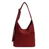 Bolso Retro de Gran Capacidad para Otoño e Invierno para Mujer 2025 Nuevo Bolso de Hombro de Moda para el Trabajo Bolso Tote Tejido Tipo Cubo