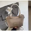 Bolsa de Mão Grande Capacidade Transfronteiriça para Mulheres 2025 Nova Tendência Coreana Versátil Moda Estilo Saco Balde Bolsa de Ombro Único Transversal