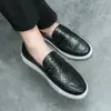 Zapatos de Cuero de Comercio Exterior para Hombre Otoño de Caña Baja Casual Moda Zapatos de Tabla Moda Masculina Británica de Negocios talla grande 46 Set Mocasines para Pierna