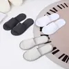 Pantuflas Desechables de Hotel, Engrosadas, Antideslizantes, Adecuadas para Bañarse, Uso en Casa, Para Recibir Invitados, Pantuflas de Tela Genuina de Media Cobertura al por Mayor