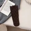 Meias Cinzas Femininas Estilo Coreano Suaves para Outono e Inverno, Meias de Cano Médio, Versáteis Meias Femininas de Algodão com Estampa Floral, Meias Largas