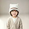 Chapéu infantil para outono e inverno, gorro de tricô para bebês, meninos e meninas, chapéu espesso e quente com proteção para as orelhas para uso externo no inverno