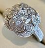 Elegante Anel Redondo de Diamante Florido Exquisito para Mulheres Anel Personalizado Exagerado de Alta Qualidade Novo Anel Quente da Moda