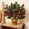 Nuevo producto transfronterizo: piñas realistas, bayas rojas navideñas, hojas artificiales, decoraciones festivas, adornos de mesa y follaje artificial para la decoración del hogar