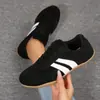 Zapatillas de entrenamiento transfronterizas de suela plana estilo alemán para mujer, nuevas de primavera y otoño de comercio exterior, zapatillas de plataforma deportivas de talla grande, zapatillas de cordones casuales de moda para mujer