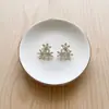 Pendientes de Botón de Flor de Esmalte de Goteo de Lujo Ligero Francés para Mujer, Sensación de Alta Gama, Estambres Incrustados con Pedrería, Pendientes de Combinación de Tres Flores, Regalo para Novia