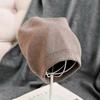Nuevo gorro de punto de cachemira grueso para otoño e invierno, moderno, combina con todo, con gran circunferencia de cabeza, punta cerrada, protección para las orejas pequeñas, gorro frío para hombres y mujeres.