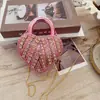 Bolso de Mano Transfronterizo de Comercio Exterior Modelo Nuevo 2026 con Adorno Completo de Diamantes, Correa de Acrílico en Forma de Corazón, Cierre Magnético, Para Llevar en la Mano y Cruzado