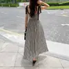 Vestido Regata Listrado de Gola Quadrada de Cintura Alta com Alça de Laço Estilo Retrô Coreano de Nicho com Temperamento Doce em Estoque