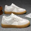 Zapatos de hombre al por mayor, estilos nuevos, ligeros, modernos, versátiles, cómodos, transpirables, zapatillas de lona con suela plana, zapatos casuales de hombre transfronterizos