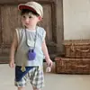 Conjunto de Colete Cartoon para Bebê 2026 Novo Estilo de Verão Top Sem Manga para Bebê Conjunto de Duas Peças Xadrez de Manga Curta