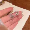 Brincos de Estrela Exquisitos Micro-Incustados de Zircônia de Luxo Leve de Nicho de Alta Qualidade para Mulheres, Brincos de Lua Elegantes Versáteis da Moda