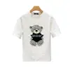 Camiseta de manga corta con bordado de oso para hombre joven, elegante camiseta de cuello redondo, verano 2023, nueva camiseta de manga corta con dibujos animados para hombre.