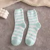 Meias de Lã Coral para Mulheres, Meias de Cano Médio, Anti-Pilling, Engrossadas para o Inverno, Listradas, Meias Quentes para Chão de Casa, Atacado