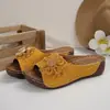 Sudeste Asiático Comercio Exterior Talla Grande 36-45 Suela Gruesa Huecas Sandalias sin Cierre para Mujer Transfronterizas Florales Cuña Sandalias de Playa