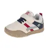 Zapatos Infantiles 2026 Primavera Nuevo Estilo Zapatos de Entrenamiento Alemanes Zapatos Deportivos Transpirables para Niños Zapatos Casuales Versátiles para Niños y Niñas