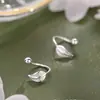 Pendientes de Hilo de Plata 925 en Espiral Hoja para Mujer Pendientes de Diseño Nicho Joyería para Orejas Elegante de Gama Alta y Elegante