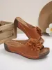 Sudeste Asiático Comercio Exterior Tallas Grandes 36-45 Suela Gruesa Con Huecos Chanclas de Una Tira Sandalias de Playa con Cuña Floral Transfronterizas para Mujer