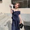 Traje de Duas Peças, Traje Jeans Retrô, Novo Conjunto de Verão 2025 com Top de Suspensório Redutor de Idade e Calça Wide Leg