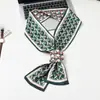 Bufanda de Seda para Mujer de Alta Gama Pequeña Larga Versátil Primavera Otoño Verano Delgada Estrecha para Combinar con Camisa Bufanda de Cuello Bufanda