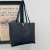 Bolsa Feminina Nova Primavera 2026 Estilo Coreano Moda Bolsa de Mão Bolsa para Mãe Senhora de Meia-Idade Bolsa de Ombro Simples