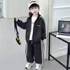 Conjunto Infantil para Meninos Esportivo Outono Estilo Coreano Legal Criança Pequena Estampa de Leopardo Roupas Infantis 2026 Novo Bebê Pequeno Mestre Roupas