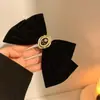 Princesa Rica Veludo Preto Rosa Presilha de Mola Laço Grampo de Cabelo Verão Novo Pegador Adorno de Cabeça para Mulheres