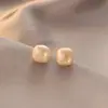Brincos Redondos para Afinar o Rosto Estilo Coreano e Japonês, Brincos da Moda Leve Luxo Celebridade da Internet Mais Vendidos, Brincos Circulares de Design de Ponta Atacado